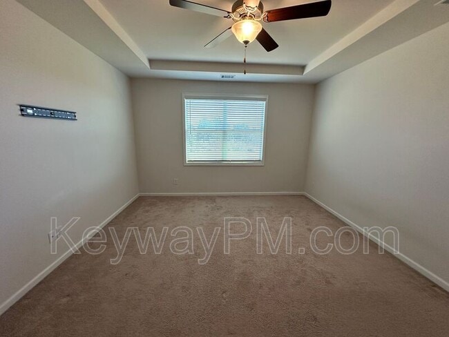 Building Photo - 4150 Thimbleberry Dr