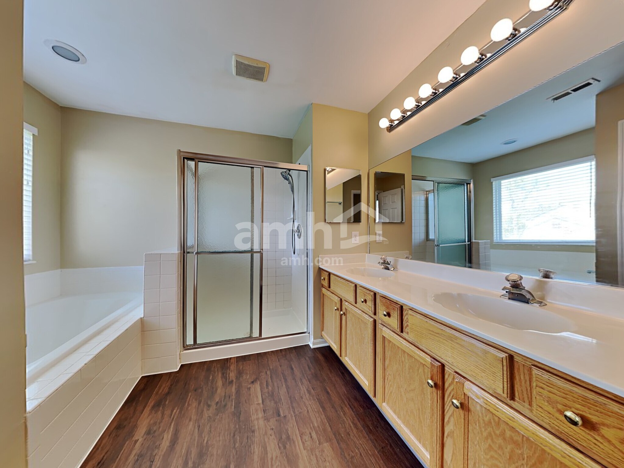 Building Photo - 7316 Pebble Crk