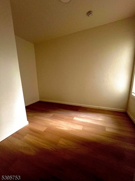 Building Photo - 28 17th Ave