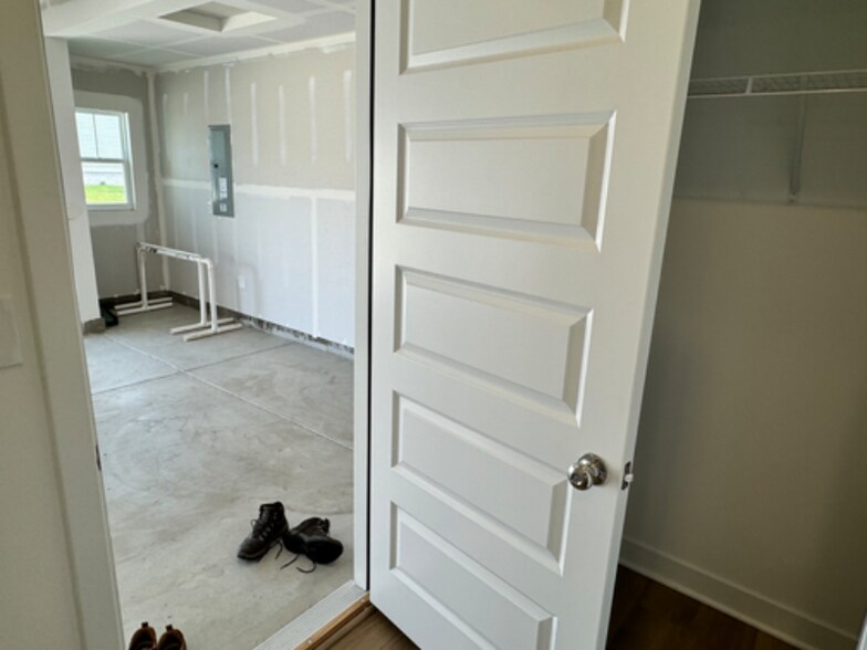 Building Photo - 1219 Cassine Pl