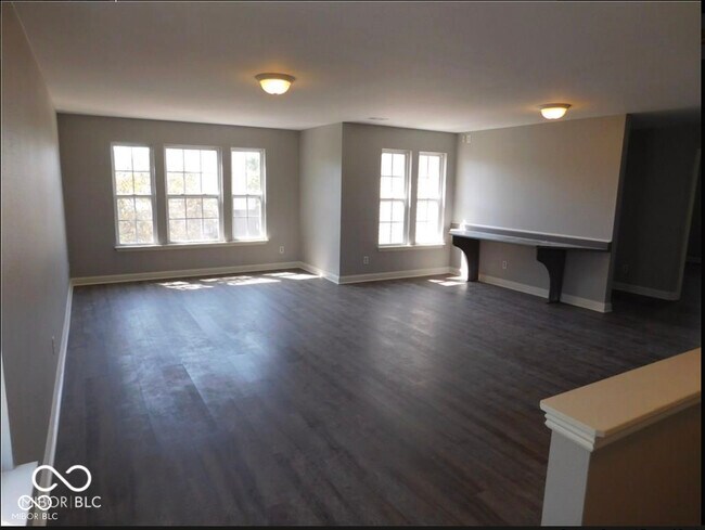 Building Photo - 13203 United Dr