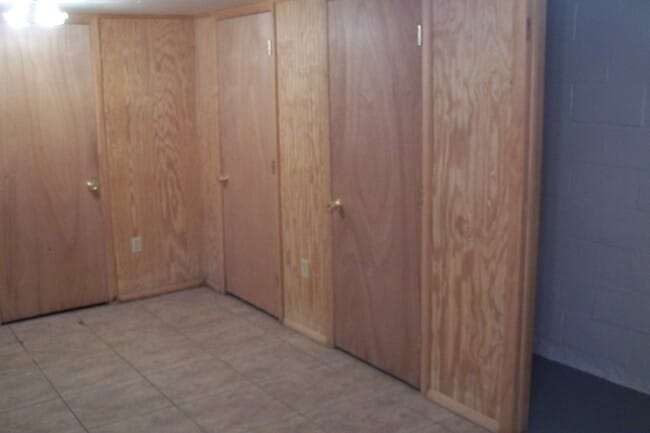 Basement - 48 N Brookwood Way