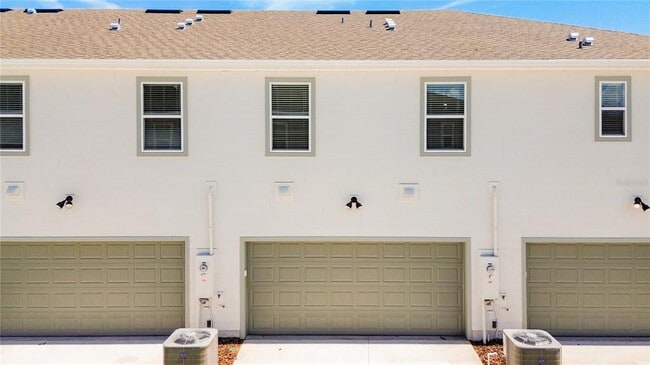 Building Photo - 11414 Nona Sound St