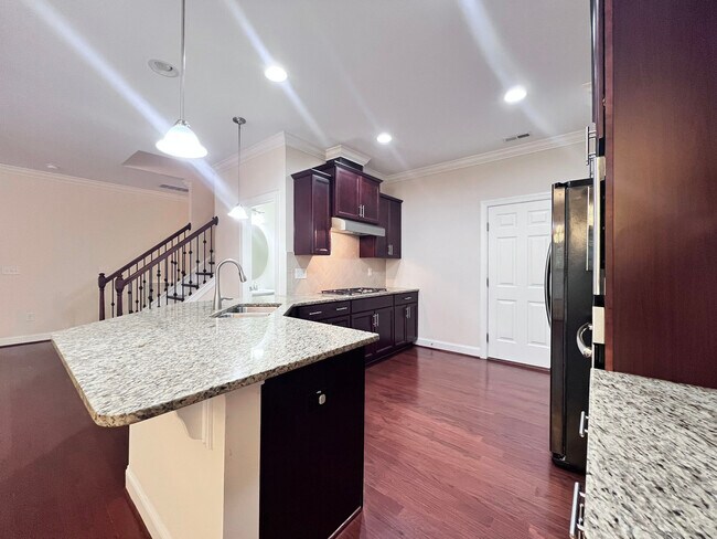 Building Photo - 2707 Masonboro Ferry Dr