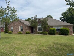 Building Photo - 16774 Mulberry Ln