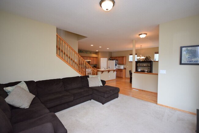 Building Photo - 10890 Southwest Washington Street