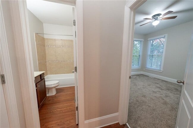 Building Photo - 1949 Point River Dr