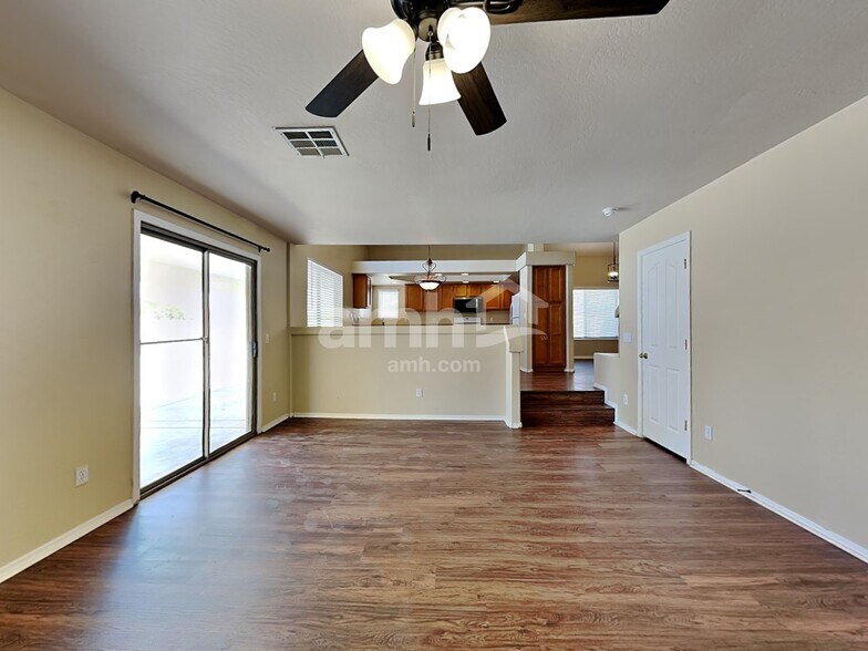 Building Photo - 4817 W Pedro Ln