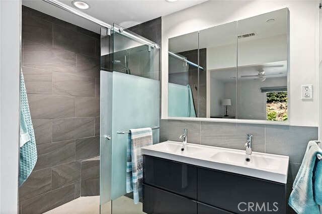 Building Photo - 30872 Marilyn Dr