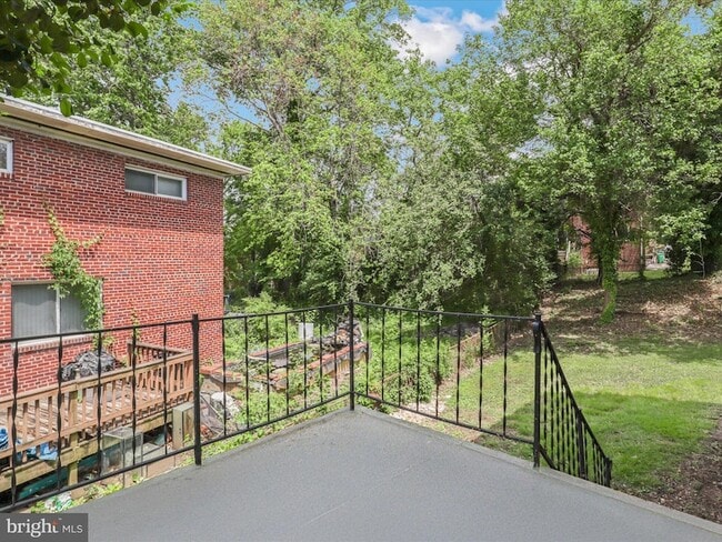 Building Photo - 5026 Roseld Ct