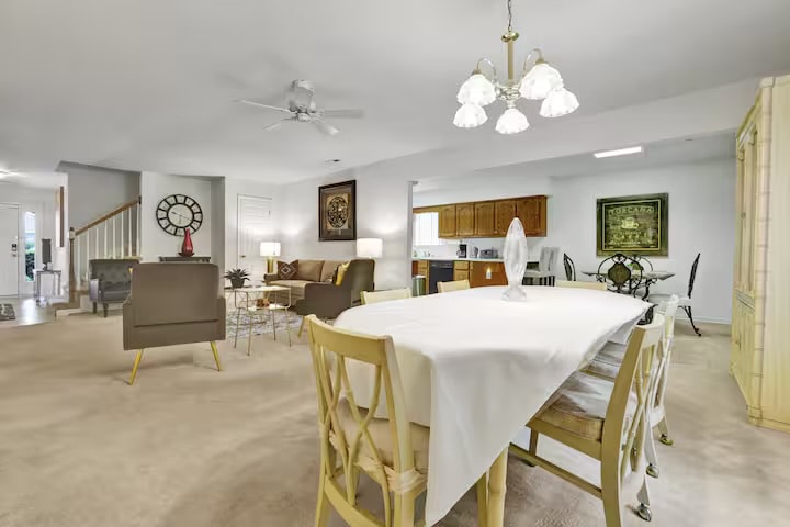 Building Photo - 4525 Sagewood Ln