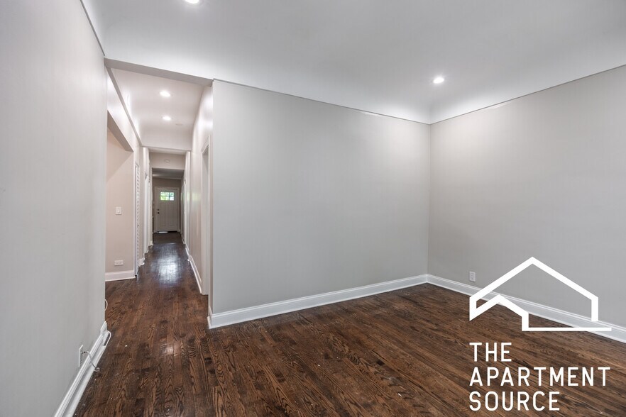 Building Photo - 4849 N Seeley Ave