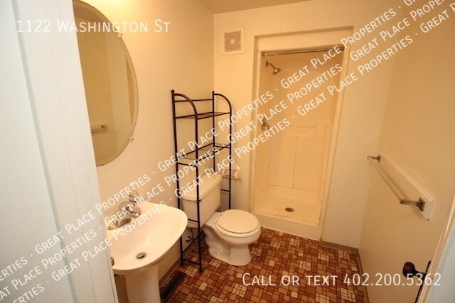 Building Photo - 1122 Washington St