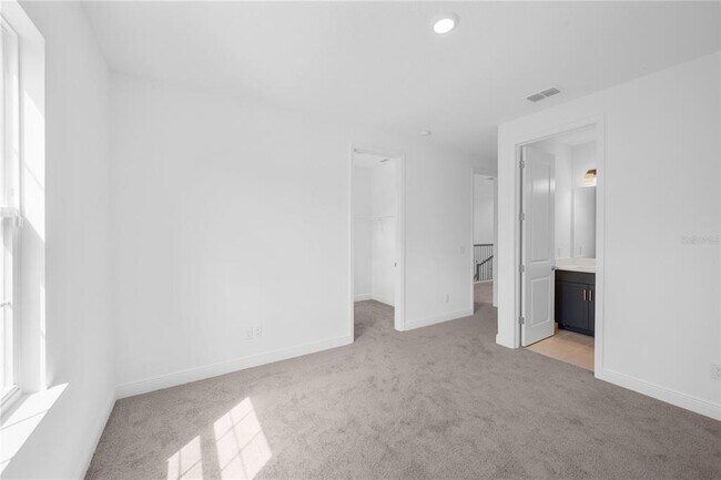 Building Photo - 18345 Mowry Ct