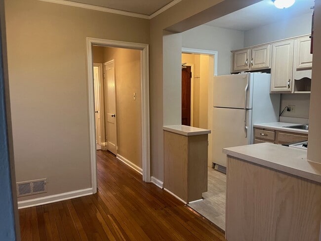 Building Photo - Mahon-1709