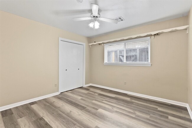 Building Photo - 12303 Barryknoll Ln