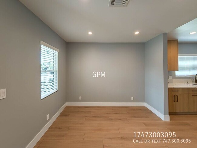 Building Photo - 6454 Gentry Ave