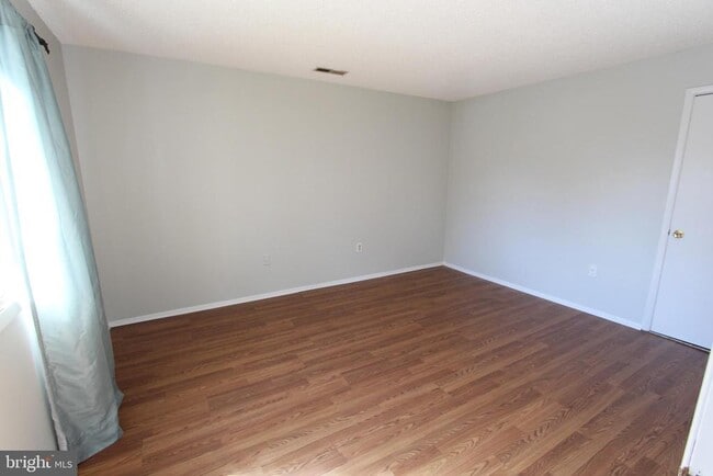 Building Photo - 2315 Aspen Dr