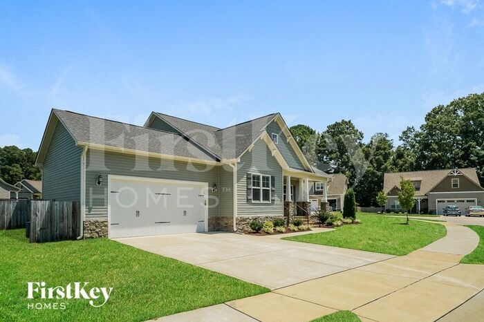 Building Photo - 295 Edgefield St