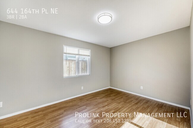 Building Photo - 644 164th Pl NE