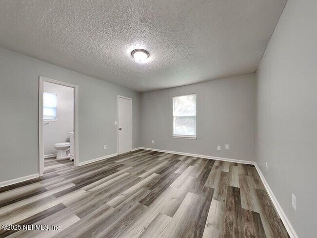 Building Photo - 7783 Allspice Cir E