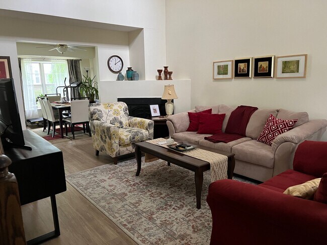 Building Photo - 248 Tintern Ct