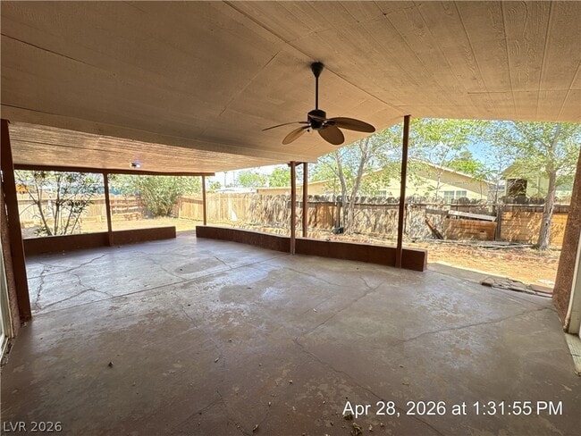 Building Photo - 210 S Mallard St