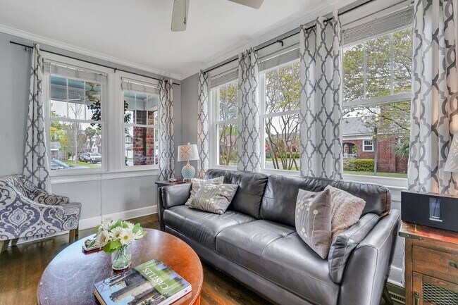 Building Photo - Beautiful Home in Desirable Ardsley Park