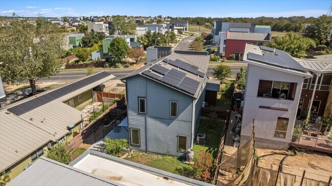 Building Photo - Incredible 3-Bedroom Home in the Agave Neighborhood of East Austin