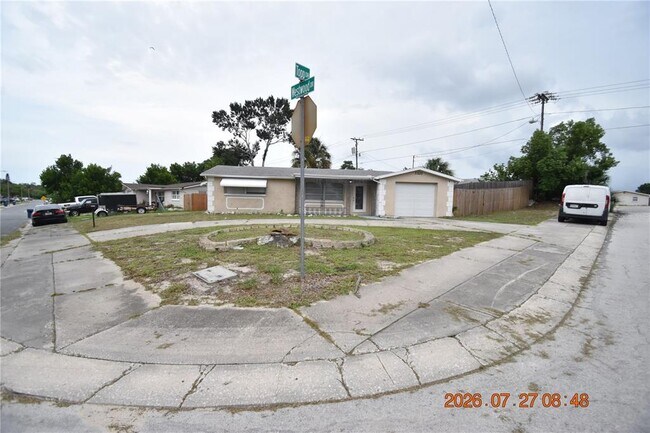 Building Photo - 3221 Topp Dr