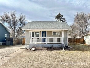 Building Photo - 1553 Ulster St