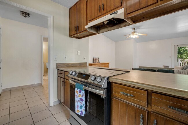 Building Photo - 1826 Meriadoc Rd