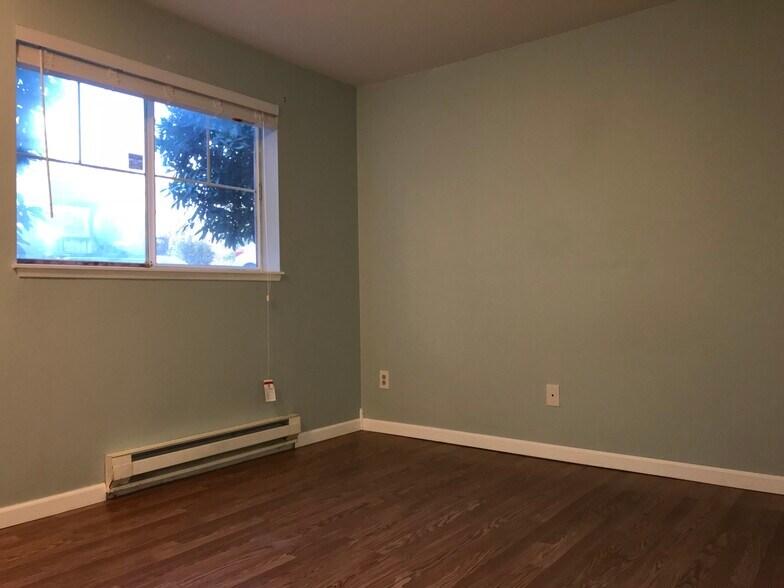 Building Photo - 5300 Harbour Pointe Blvd