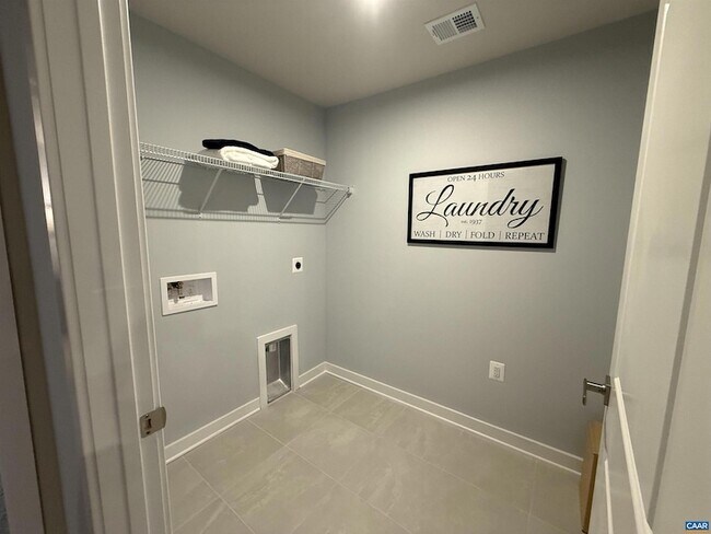 Building Photo - 5175 Lazy Branch Ln