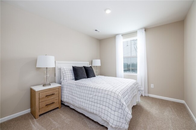 Building Photo - 257 Nevins Rd