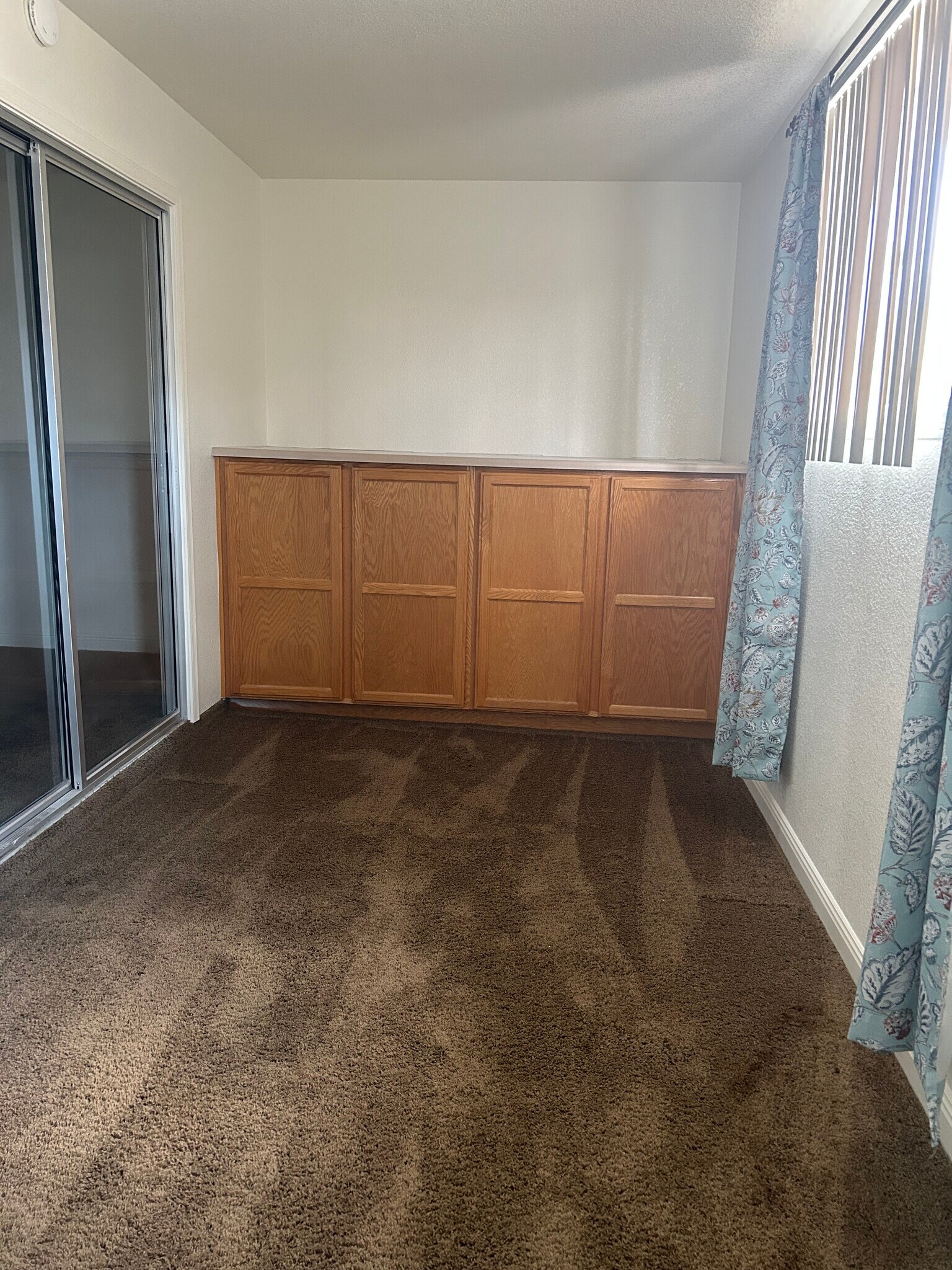 Arizona Room 3 - 1971 Cliffrose Dr