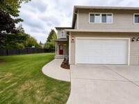 Building Photo - Spacious University Place Home Near Chambers Bay | 2-Car Garage & Lawn Care Included
