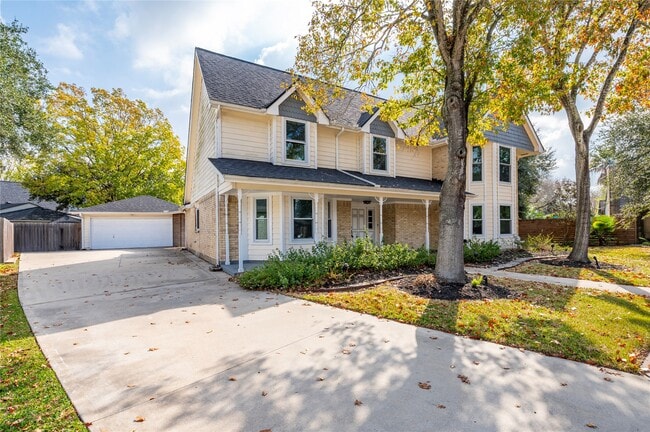 Building Photo - 15411 Woodcote Ct