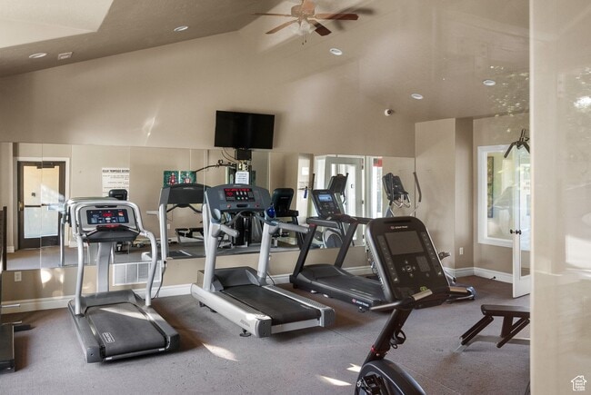 Building Photo - Beautiful 2 Bedroom Townhome in Herriman!!