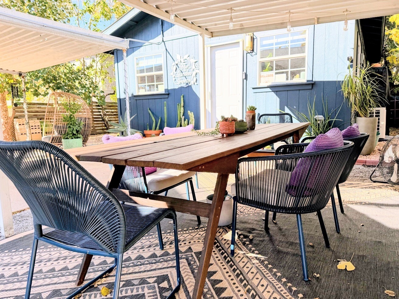 Building Photo - 3004 E 18th St