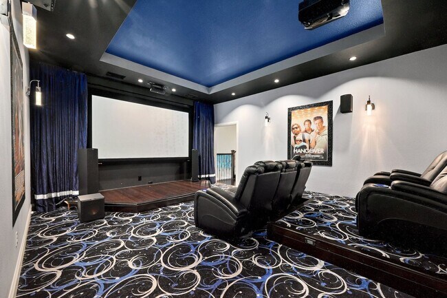 Building Photo - Fully Furnished Modern Home in Rocky Creek!