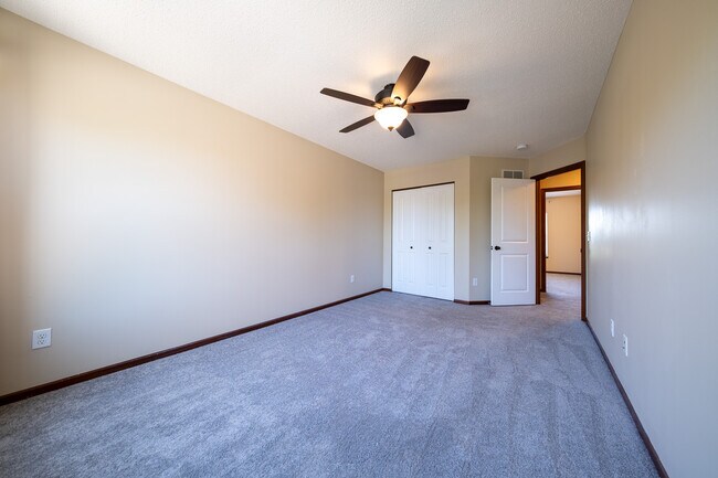 Building Photo - 16549 Dodd Ln