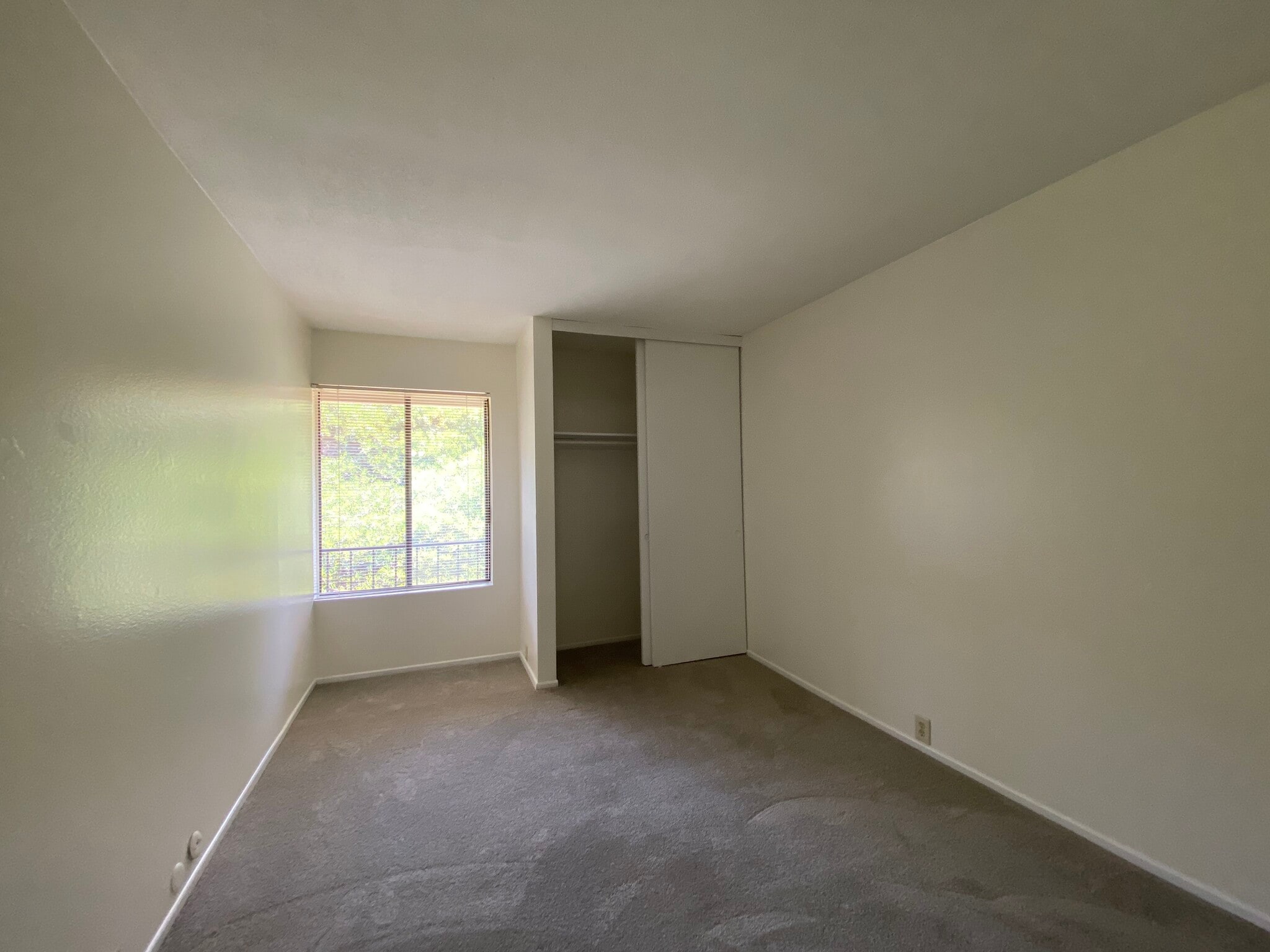Building Photo - 9669 Easter Way