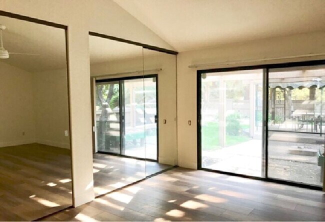 Building Photo - 4724 Quail Meadow Way