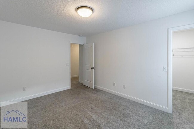 Building Photo - 74 Perlieu Ct
