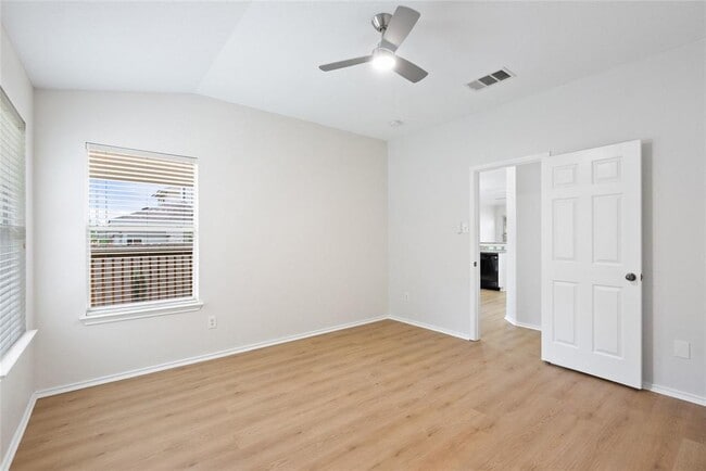 Building Photo - 437 Sweet Leaf Ln