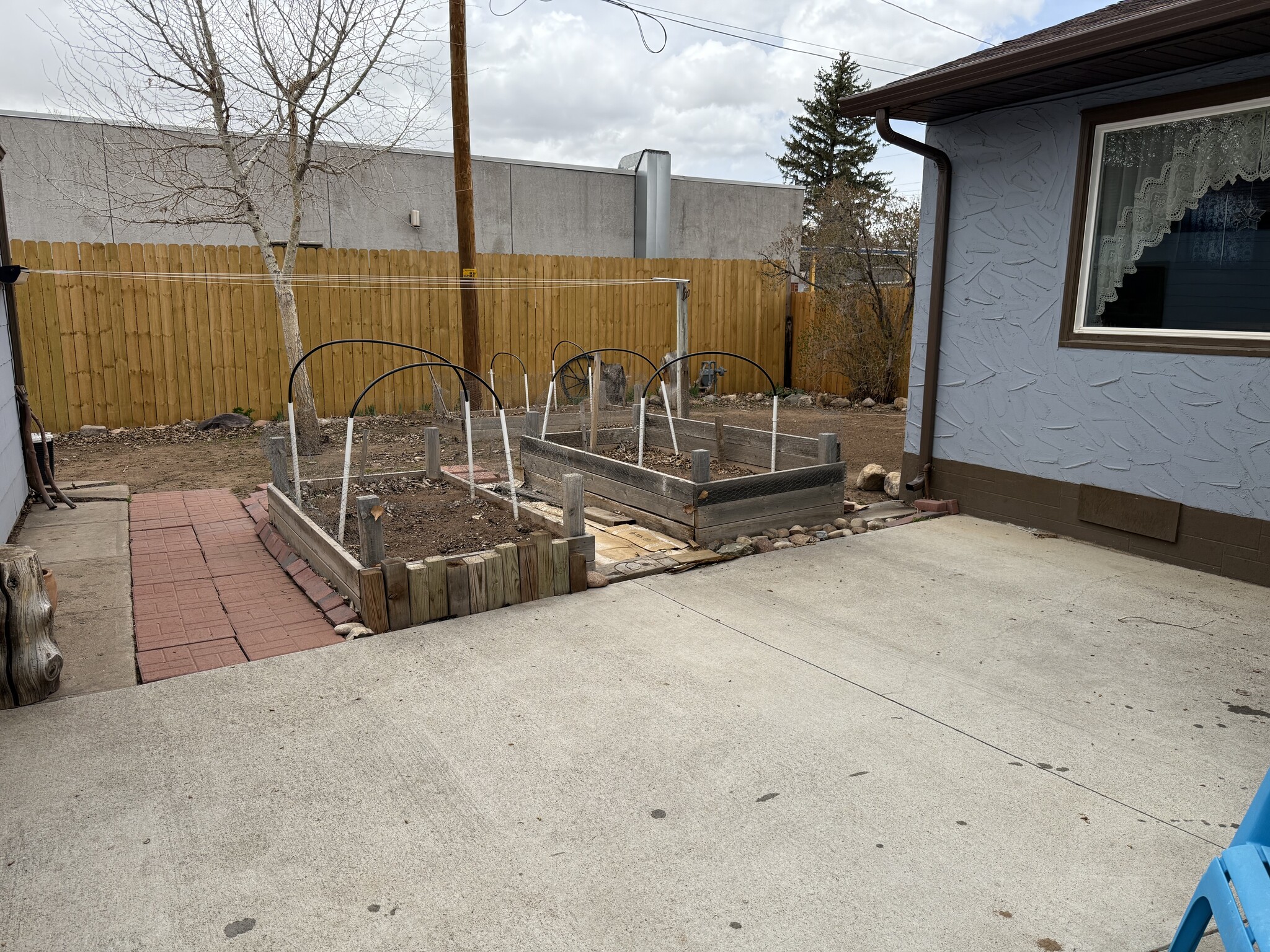 back - 420 S 19th St