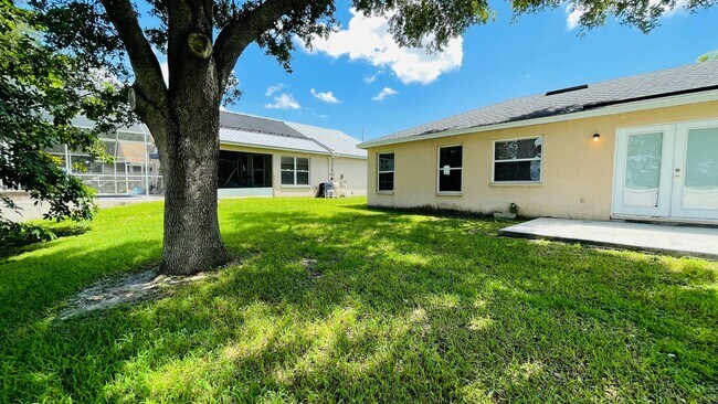 Building Photo - Winter Haven spacious 3/2 near Legoland!