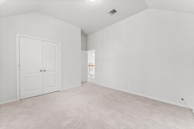 Building Photo - 29902 Legends Ridge Dr