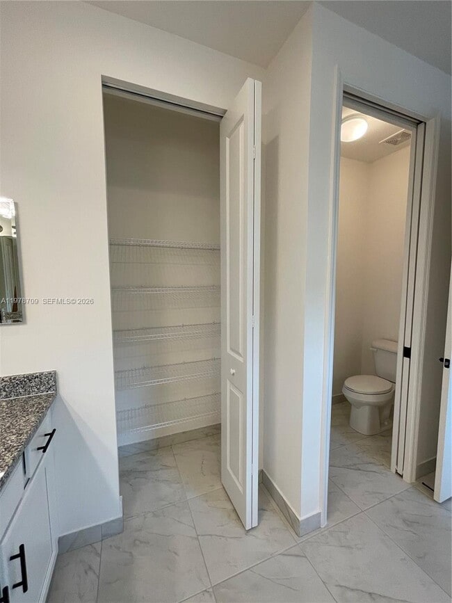 Building Photo - 10922 SW Meandering Mile Rd